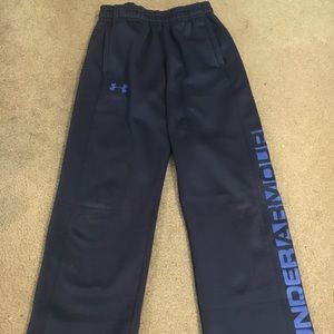 Boys Under Armour active pants